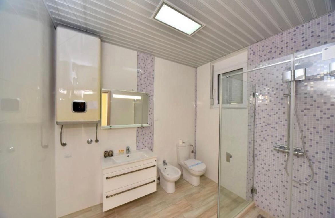 Квартира в Добра Воде, Черногория, 179 м² - фото 4