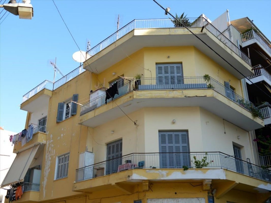 Коммерческая недвижимость в Афинах, Греция, 305 м2 - фото 1