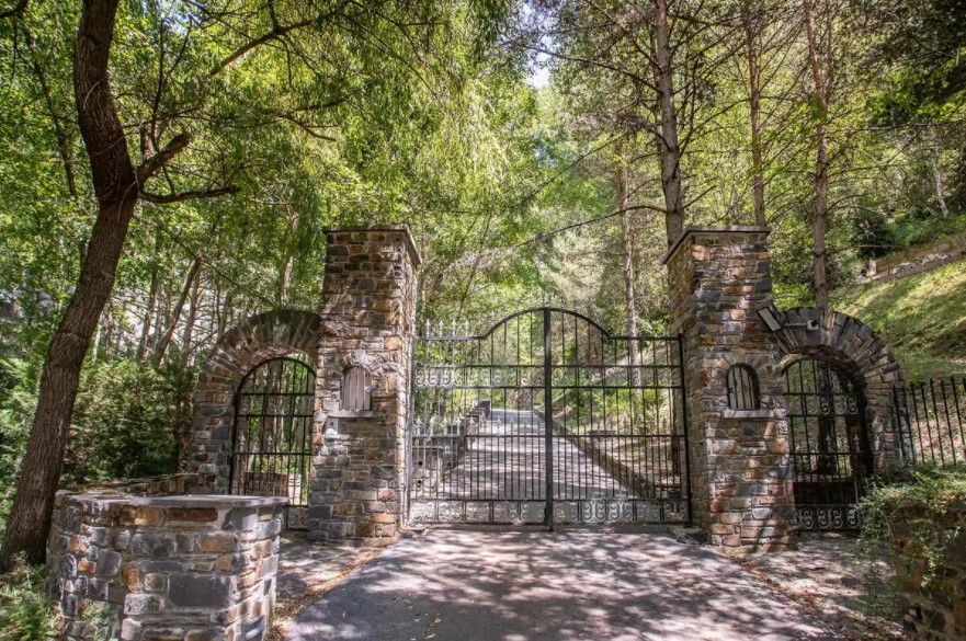 Особняк в Ла-Массане, Андорра, 1 670 м² - фото 6