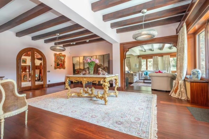 Особняк в Ла-Массане, Андорра, 1 670 м² - фото 11