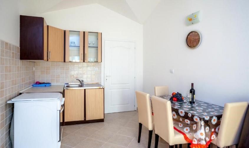 Отель, гостиница в Каменари, Черногория, 608 м² - фото 10