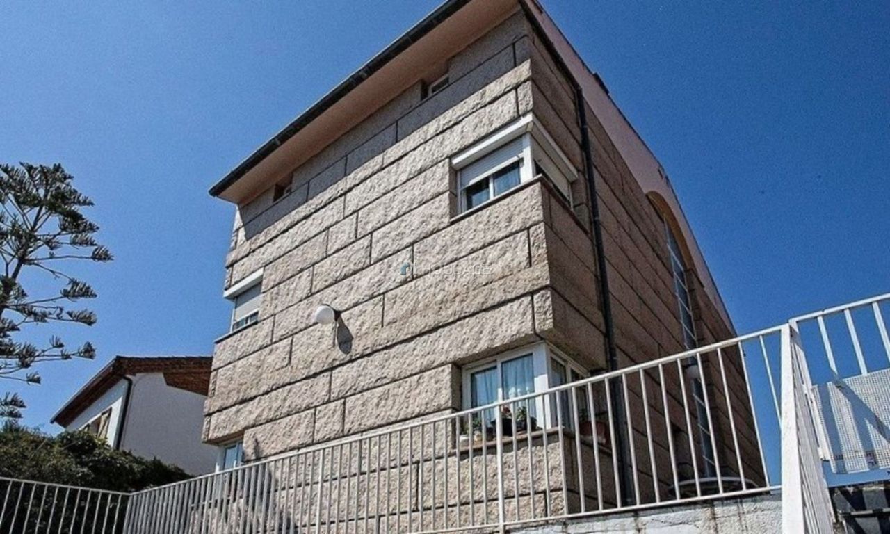 Дом в Сан-Кугат-дель-Вальес, Испания, 304 м2 - фото 1