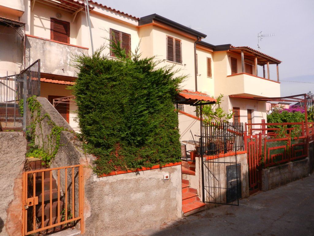 Квартира в Скалее, Италия, 68 м2 - фото 1