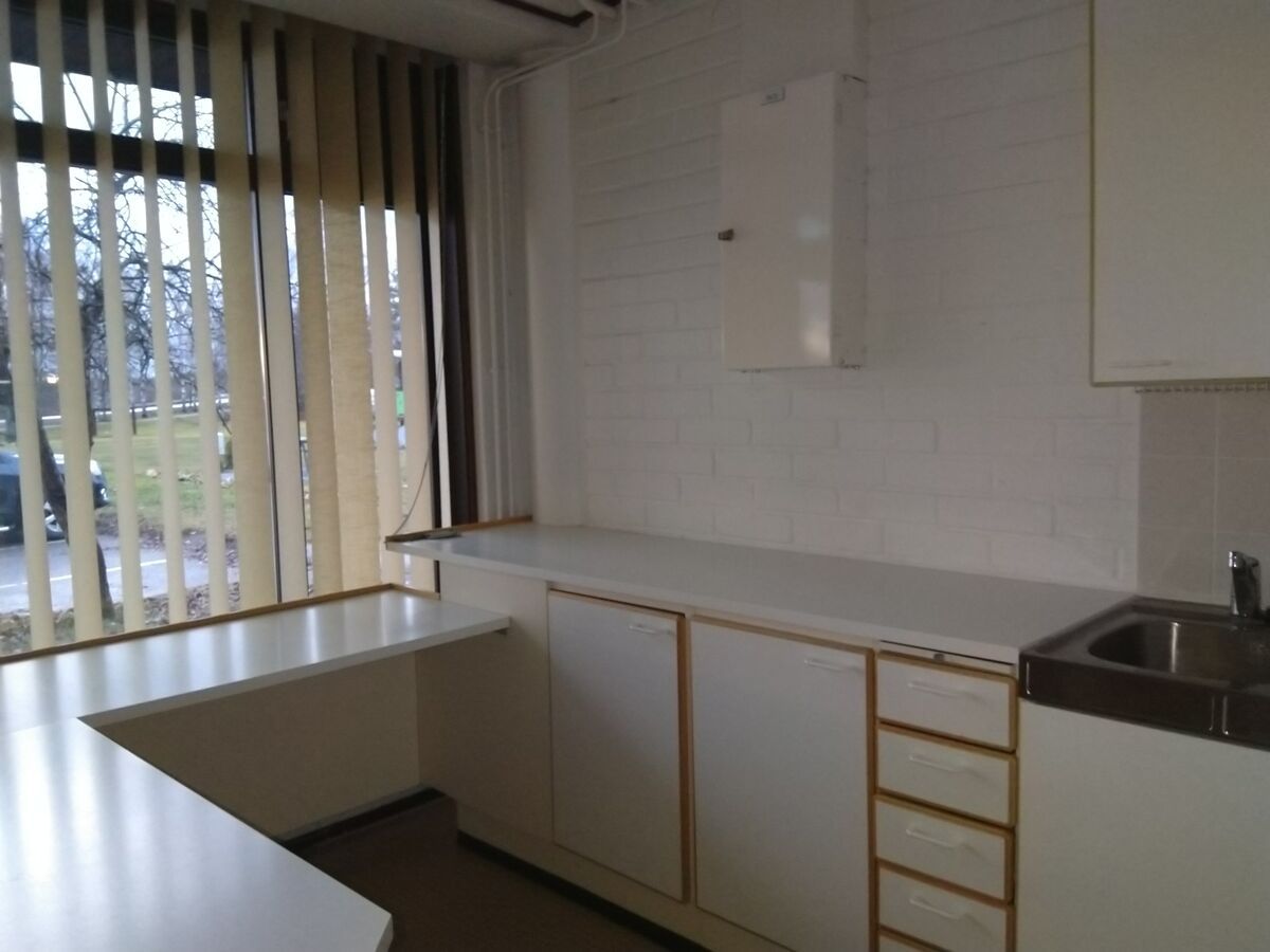 Коммерческая недвижимость в Каяани, Финляндия, 250 м² - фото 4