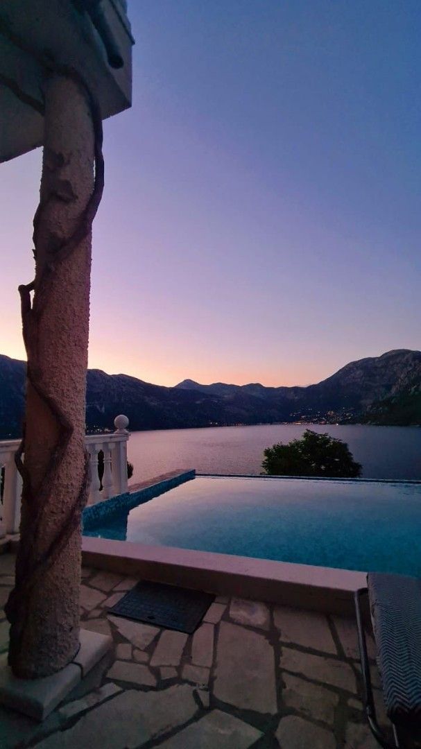 Вилла в Херцег-Нови, Черногория, 260 м² - фото 10