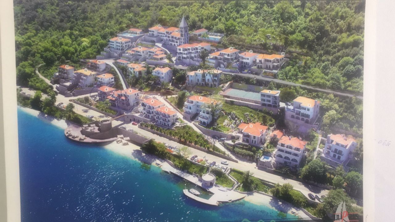 Вилла в Херцег-Нови, Черногория, 260 м² - фото 12