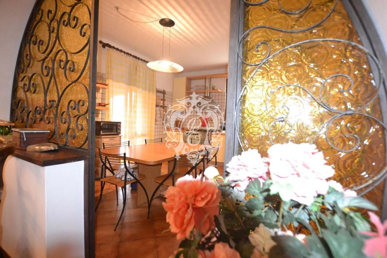 Вилла в Форте деи Марми, Италия, 400 м² - фото 8