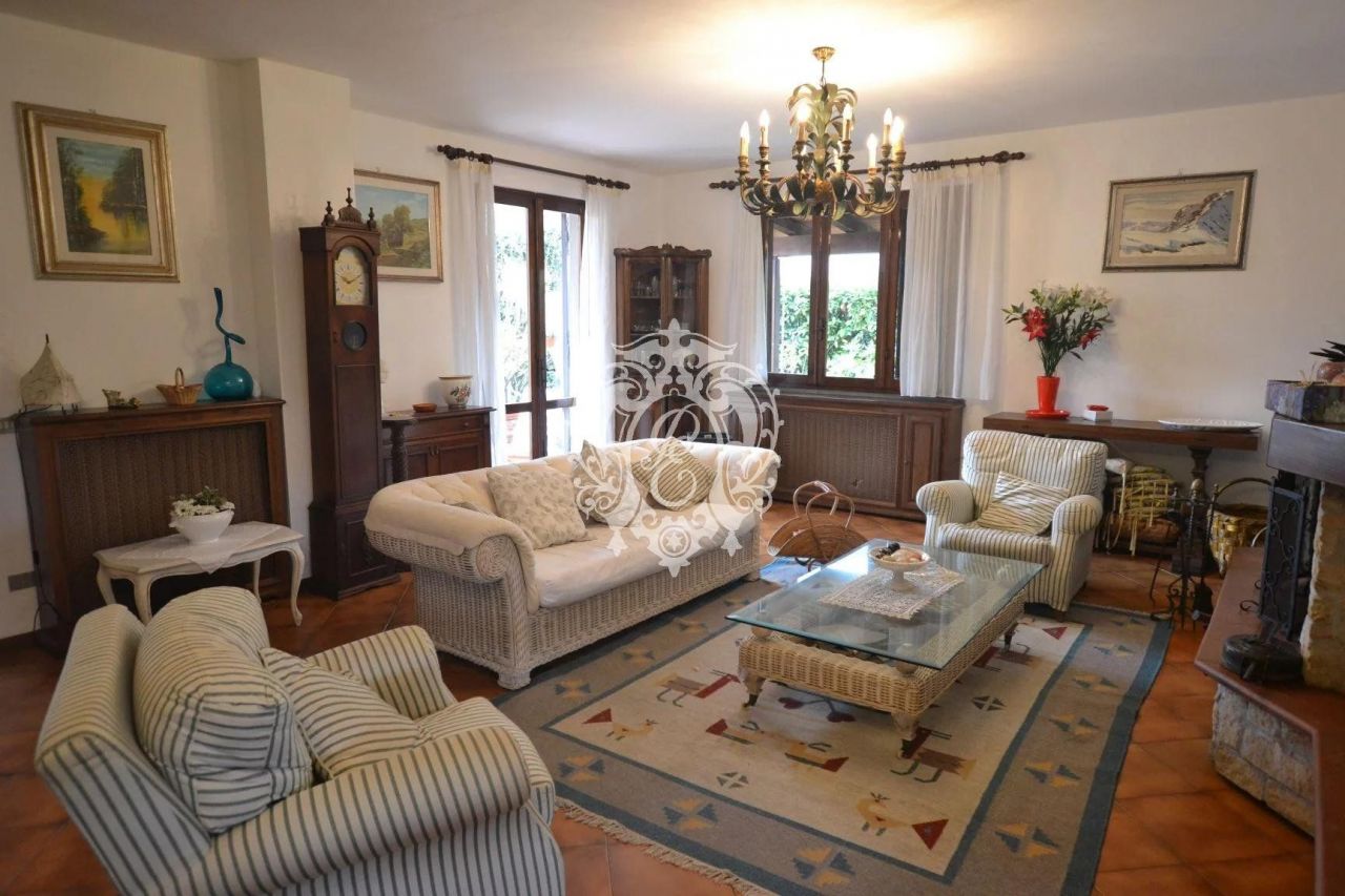 Вилла в Форте деи Марми, Италия, 400 м² - фото 5