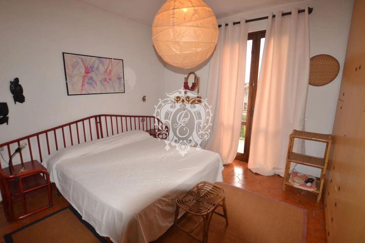 Вилла в Форте деи Марми, Италия, 400 м² - фото 9