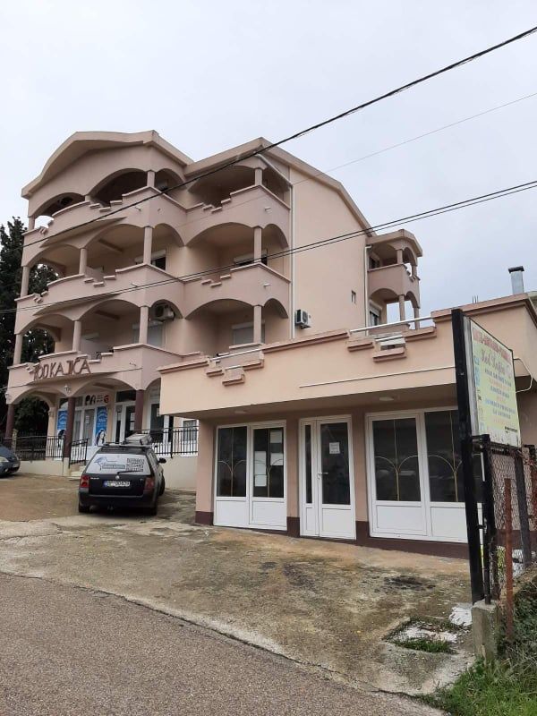 Отель, гостиница в Добра Воде, Черногория, 970 м² - фото 2