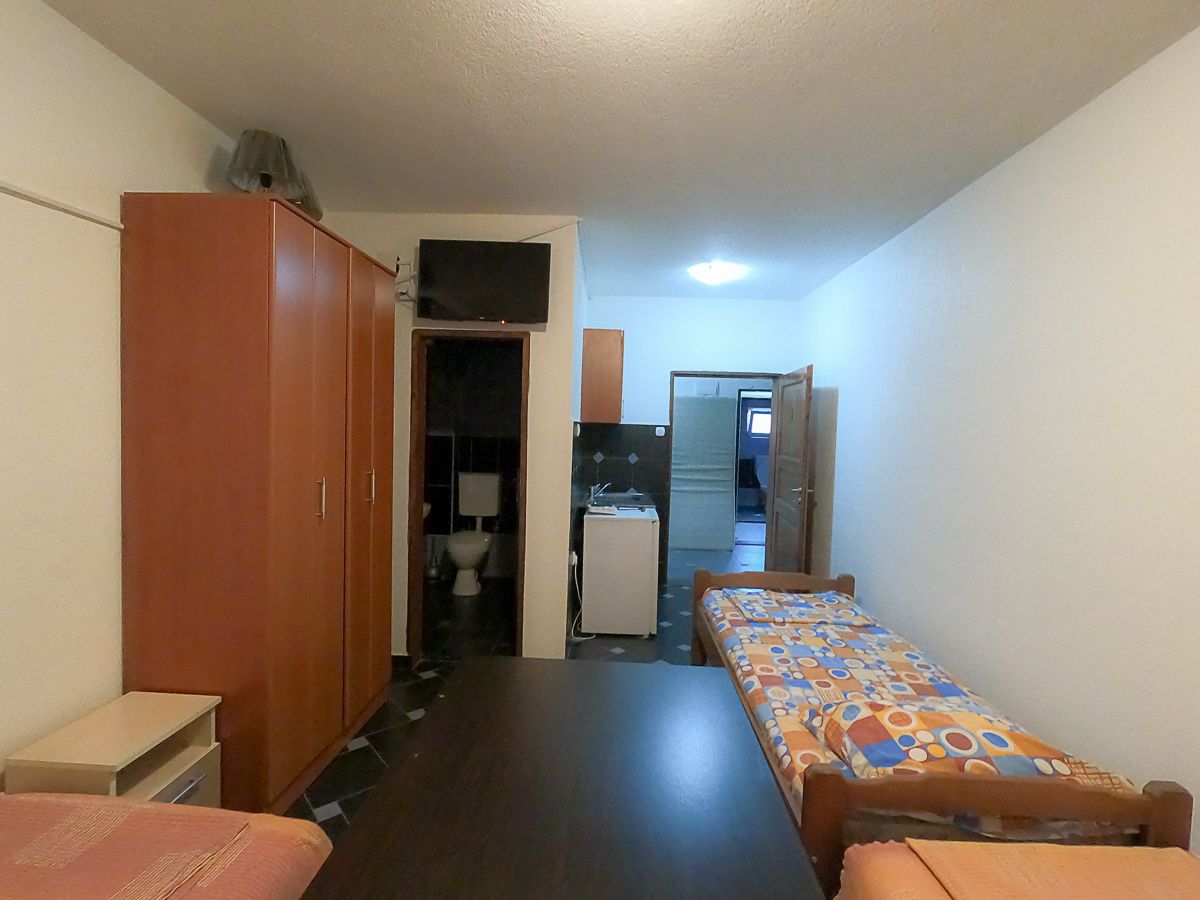 Отель, гостиница в Добра Воде, Черногория, 970 м² - фото 17