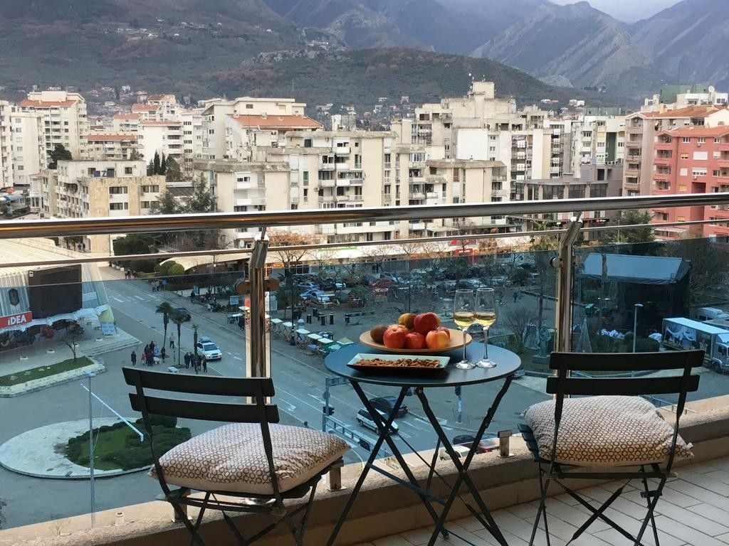 Квартира в Баре, Черногория, 65 м2 - фото 1