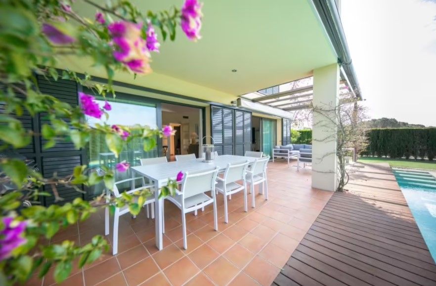 Вилла в Сагаро, Испания, 300 м² - фото 4