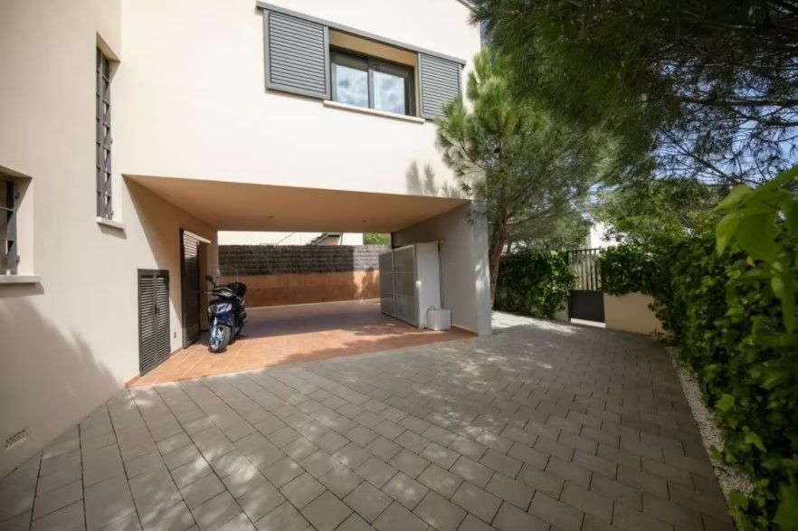 Вилла в Сагаро, Испания, 300 м² - фото 7