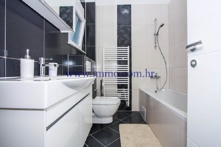 Вилла в Трогире, Хорватия, 200 м² - фото 13