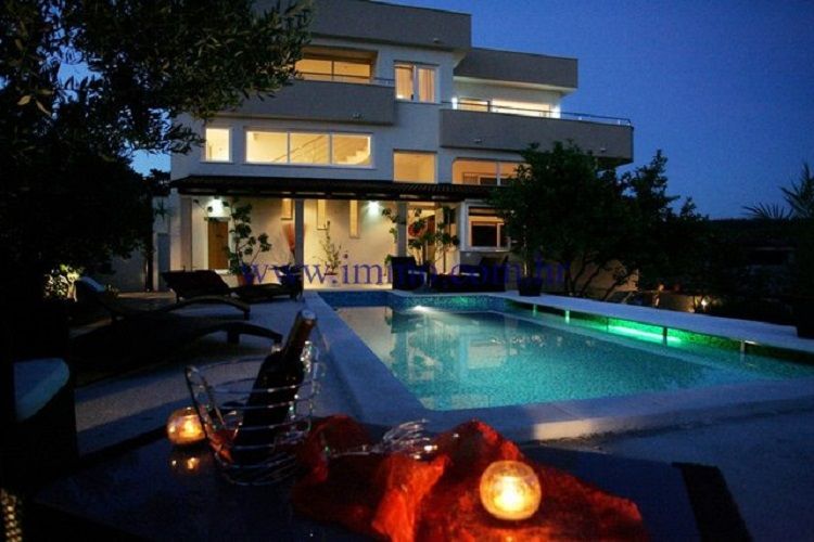 Вилла в Трогире, Хорватия, 260 м² - фото 18