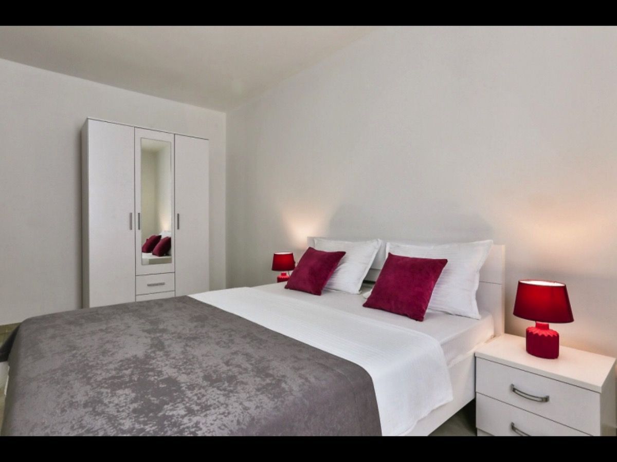 Отель, гостиница в Добра Воде, Черногория, 656 м² - фото 5