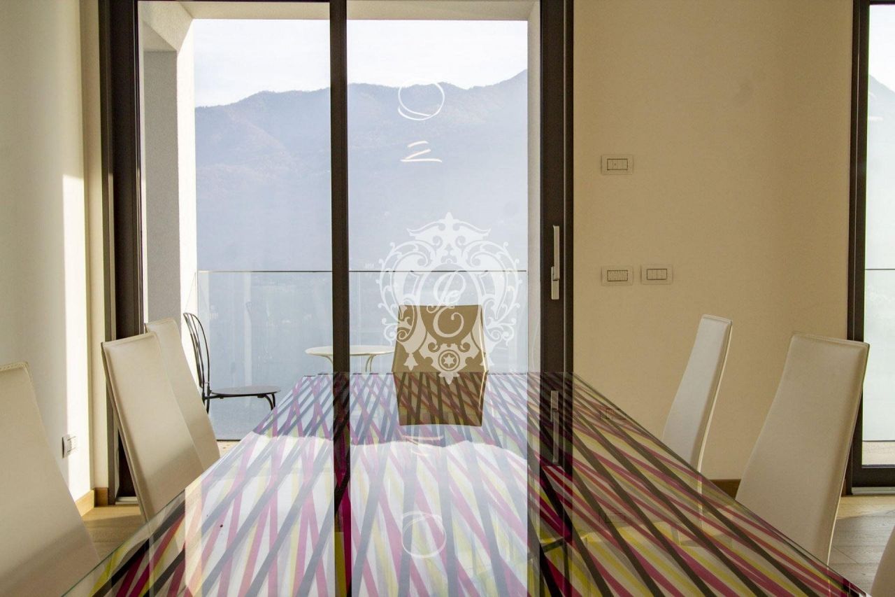 Квартира в Карате-Урио, Италия, 160 м² - фото 12