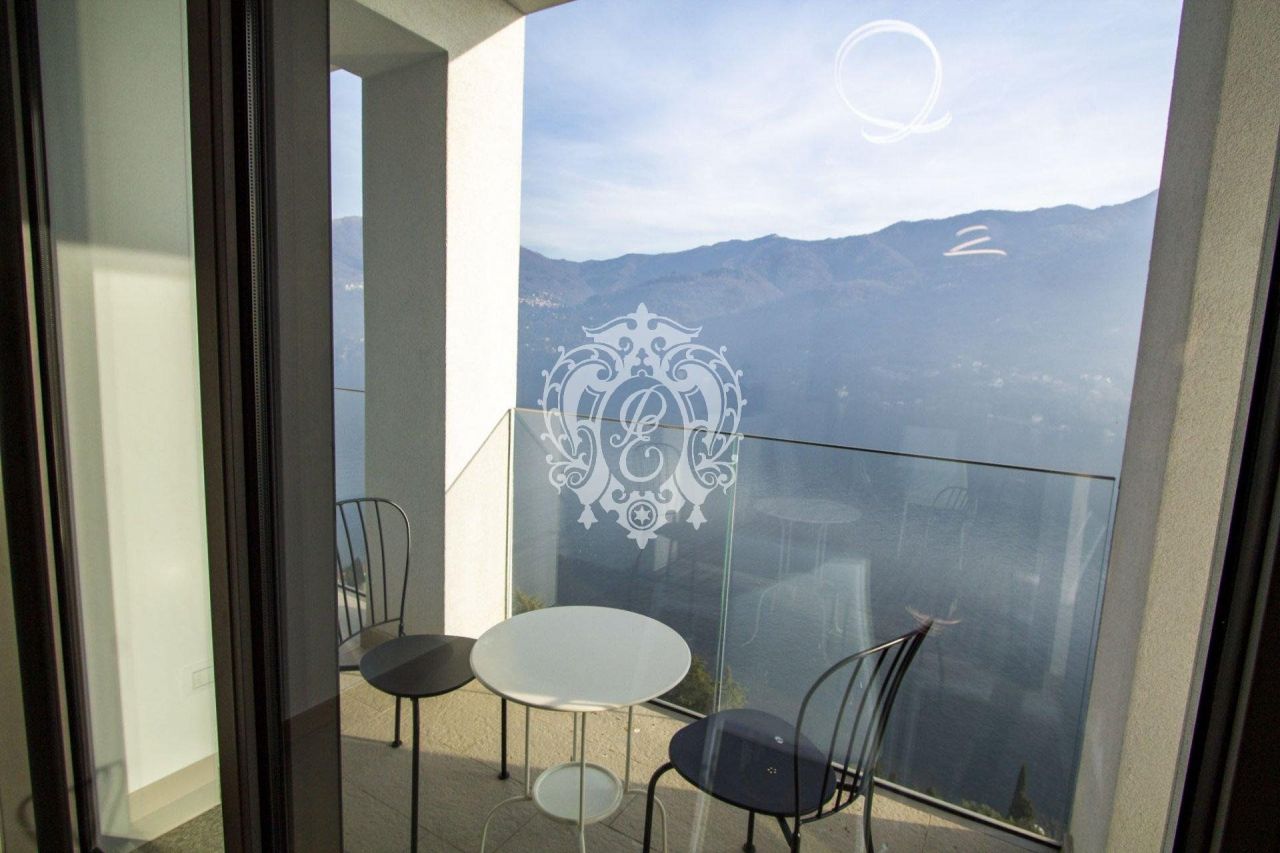 Квартира в Карате-Урио, Италия, 160 м² - фото 13