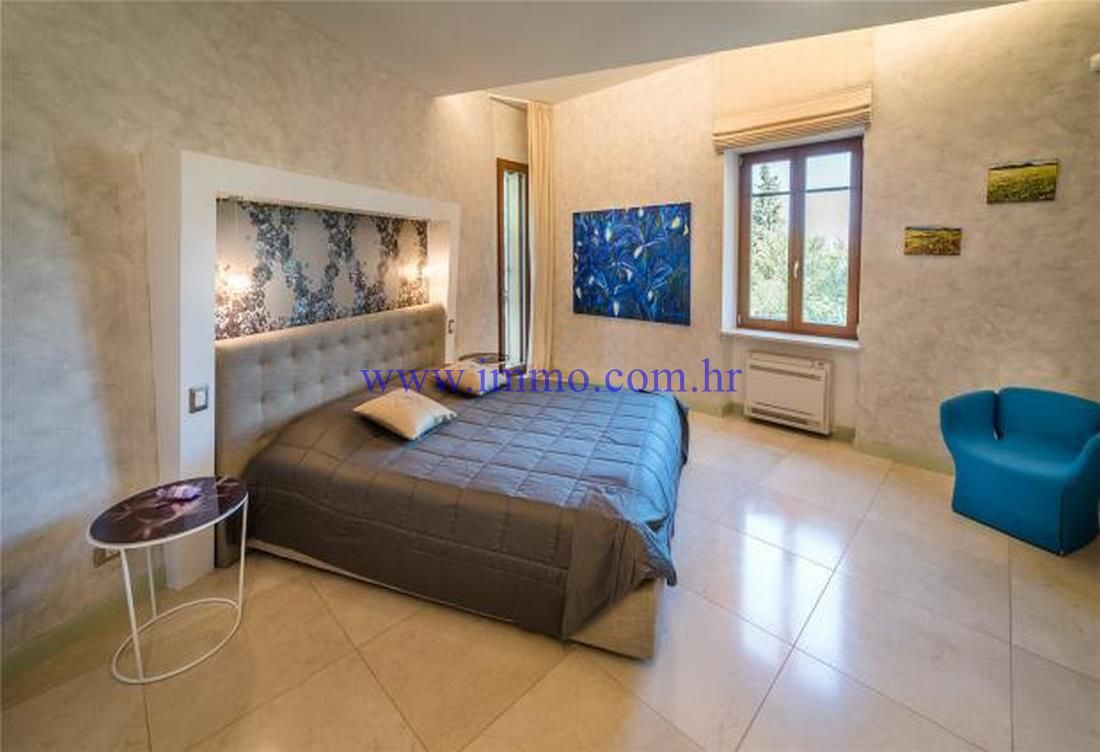 Вилла на острове Брач, Хорватия, 576 м² - фото 7