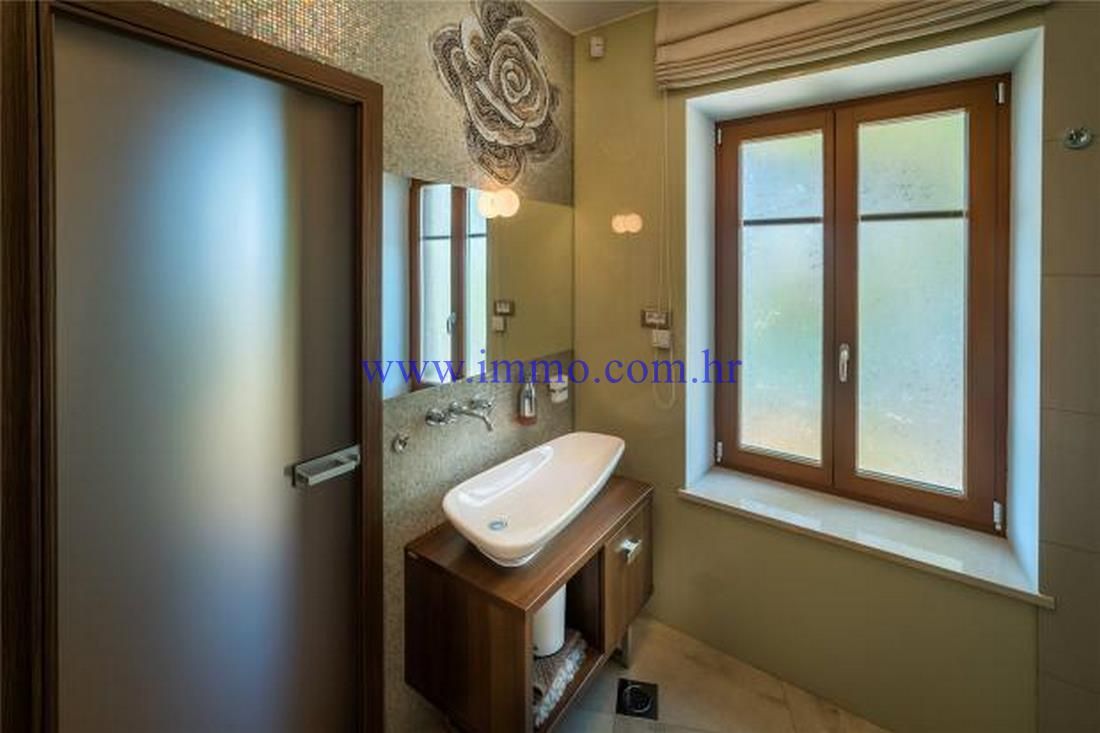 Вилла на острове Брач, Хорватия, 576 м² - фото 11