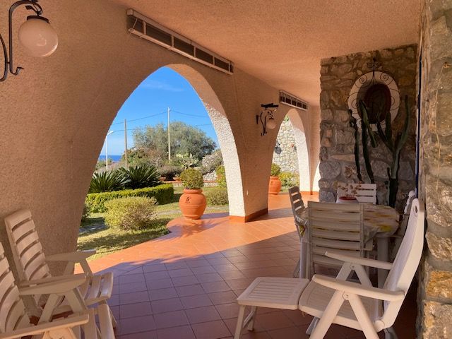 Вилла в Скалее, Италия, 200 м² - фото 4