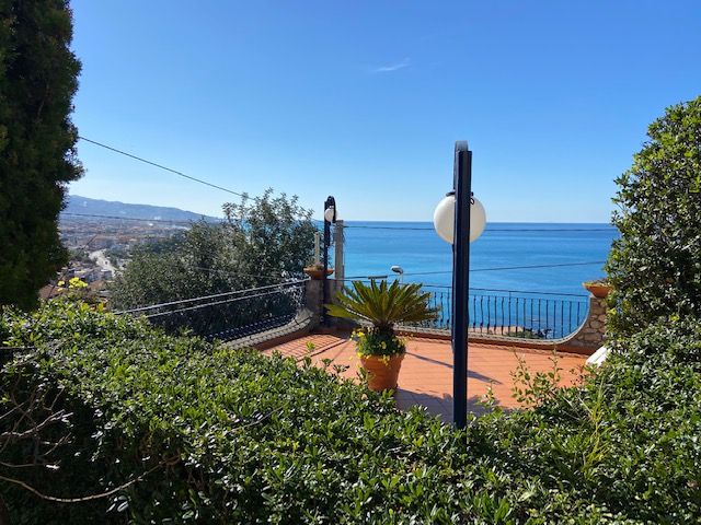 Вилла в Скалее, Италия, 200 м² - фото 5