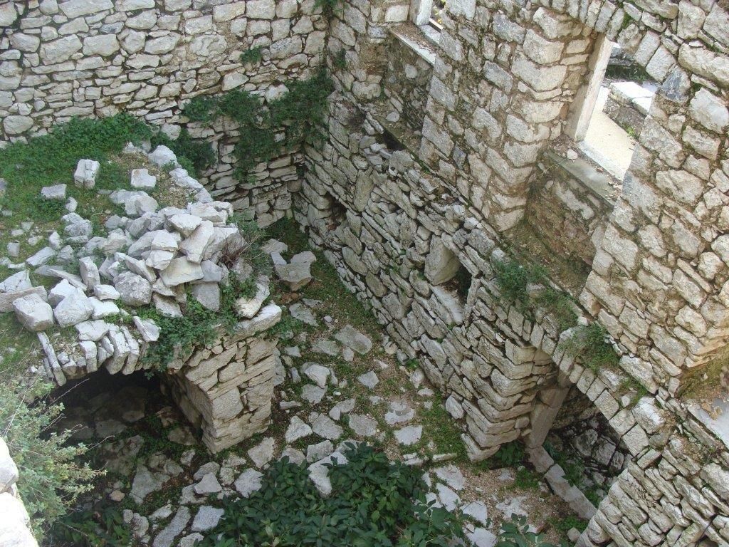 Дом под реконструкцию в Херцег-Нови, Черногория, 50 м² - фото 12