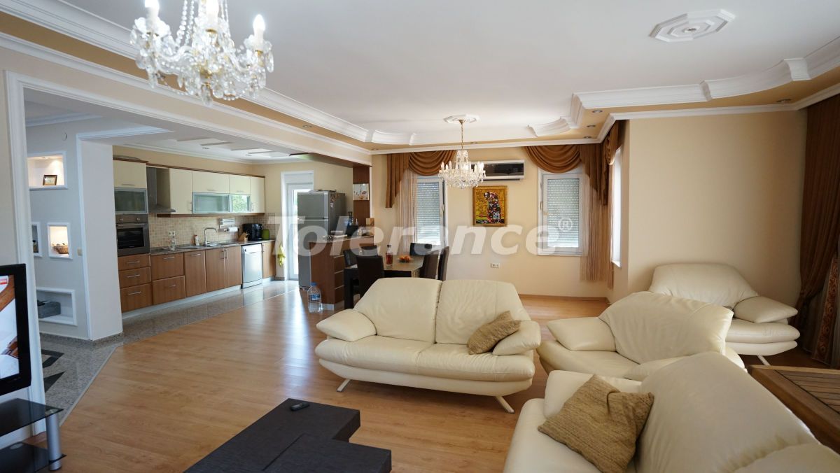 Вилла в Гёйнюке, Турция, 290 м² - фото 7