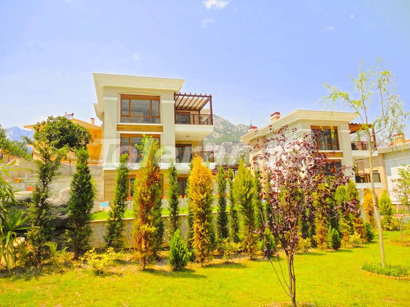 Вилла в Анталии, Турция, 250 м² - фото 8