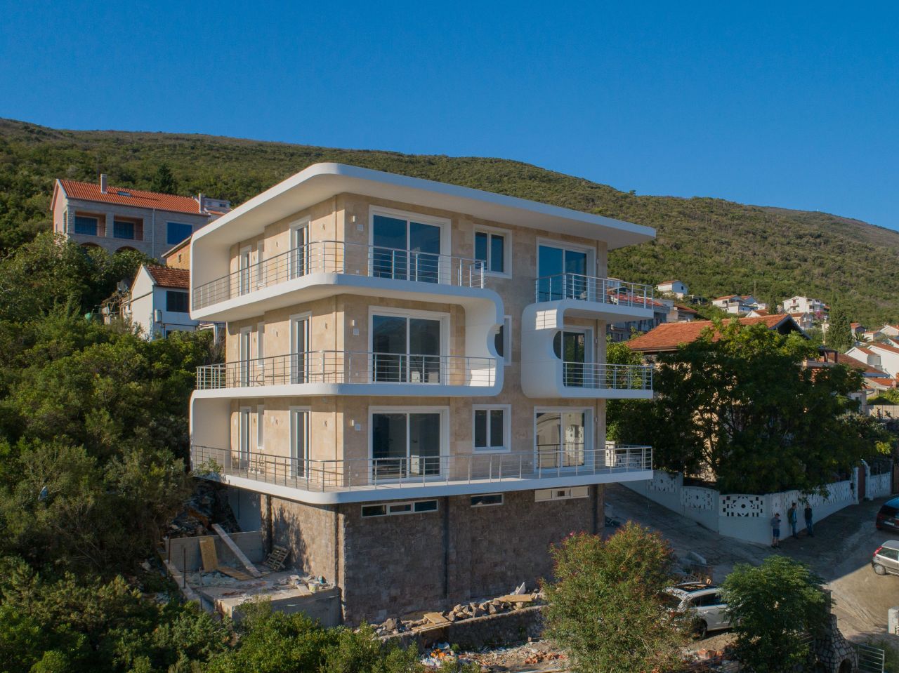 Апартаменты в Крашичах, Черногория, 61 м² - фото 1