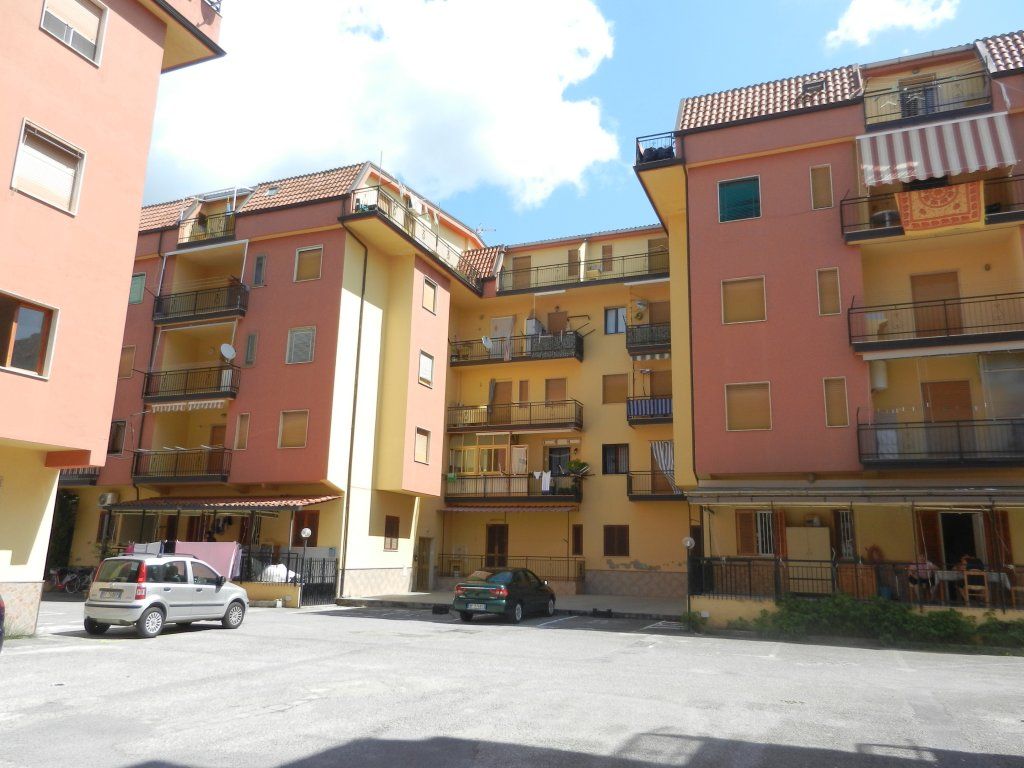 Квартира в Скалее, Италия, 79 м2 - фото 1