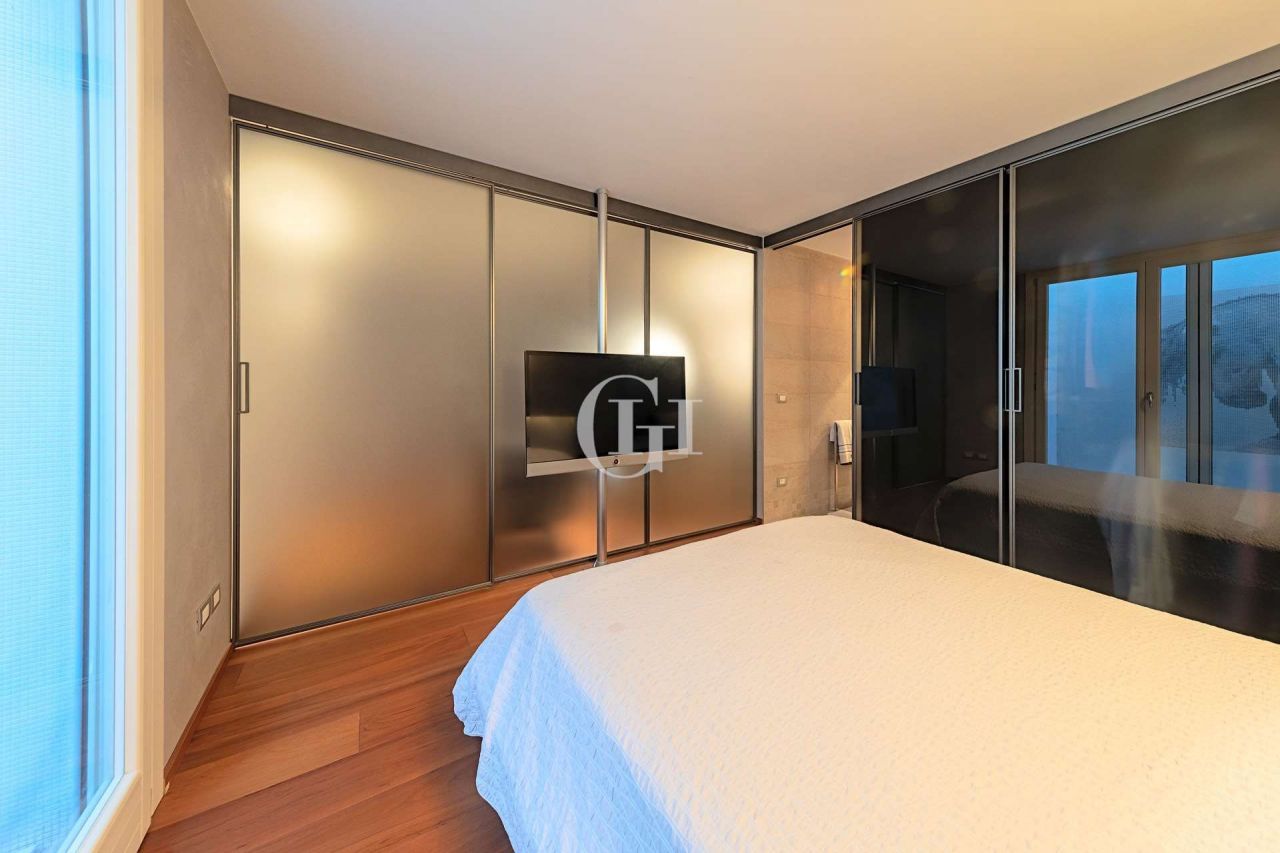 Апартаменты у озера Гарда, Италия, 147 м² - фото 12