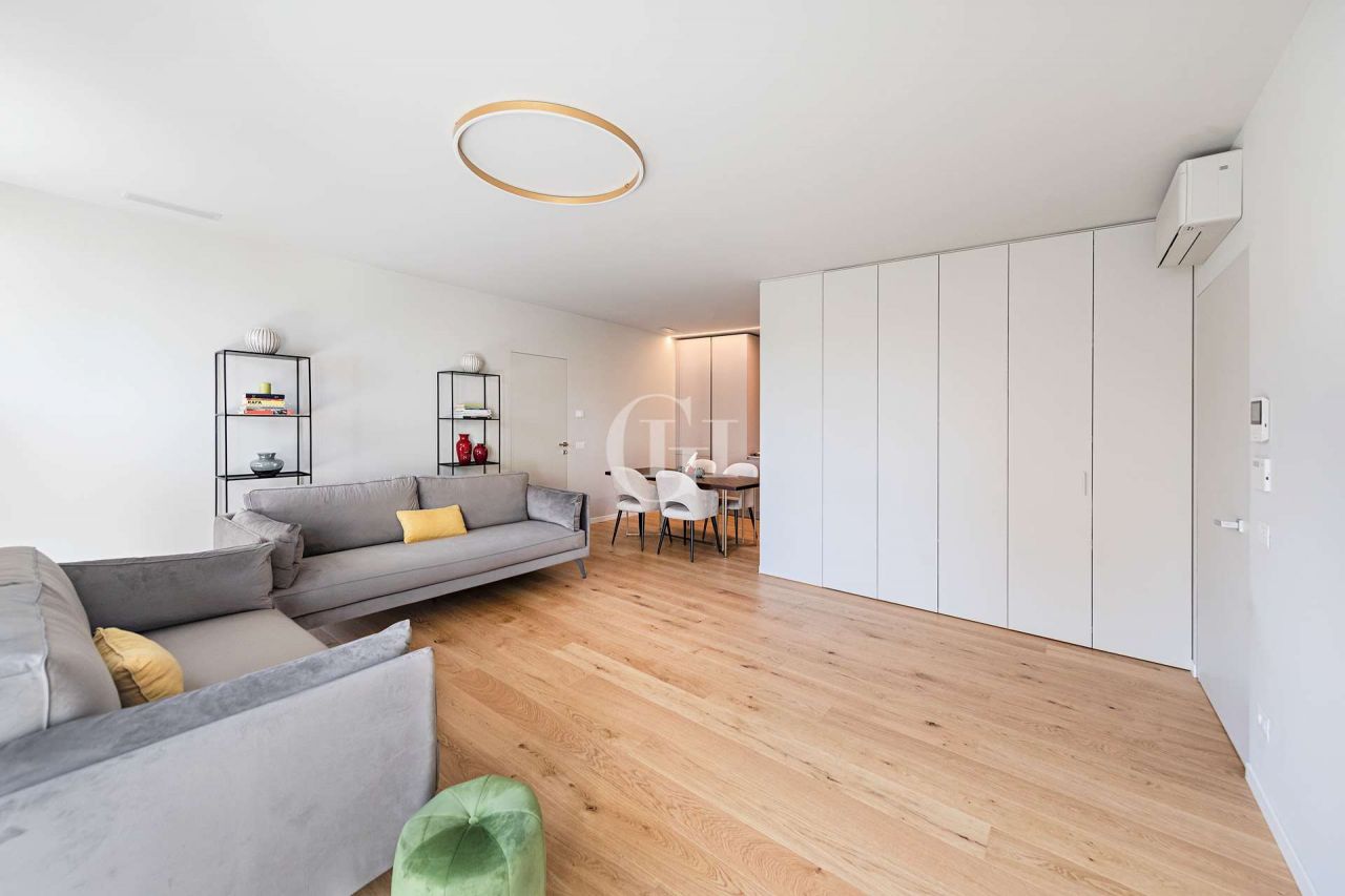 Апартаменты у озера Гарда, Италия, 130 м² - фото 2