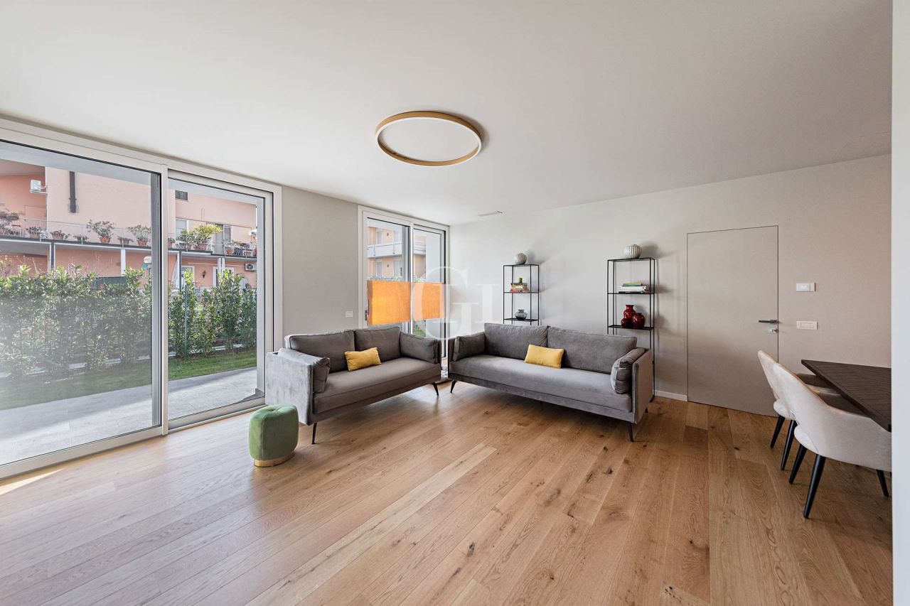 Апартаменты у озера Гарда, Италия, 130 м² - фото 3