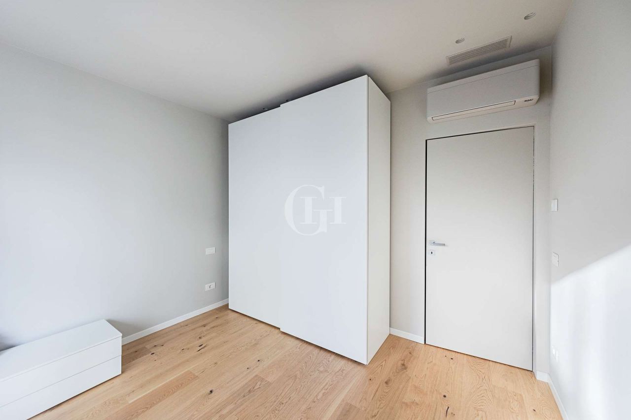 Апартаменты у озера Гарда, Италия, 130 м² - фото 11