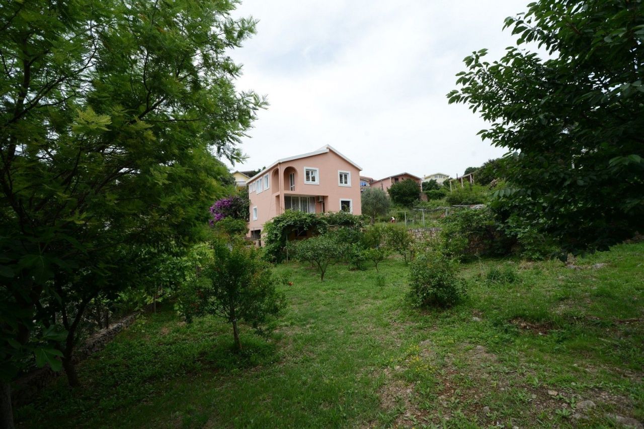 Дом в Утехе, Черногория, 300 м² - фото 2