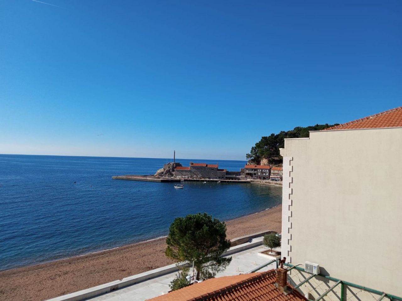 Отель, гостиница в Петроваце, Черногория, 556 м² - фото 9