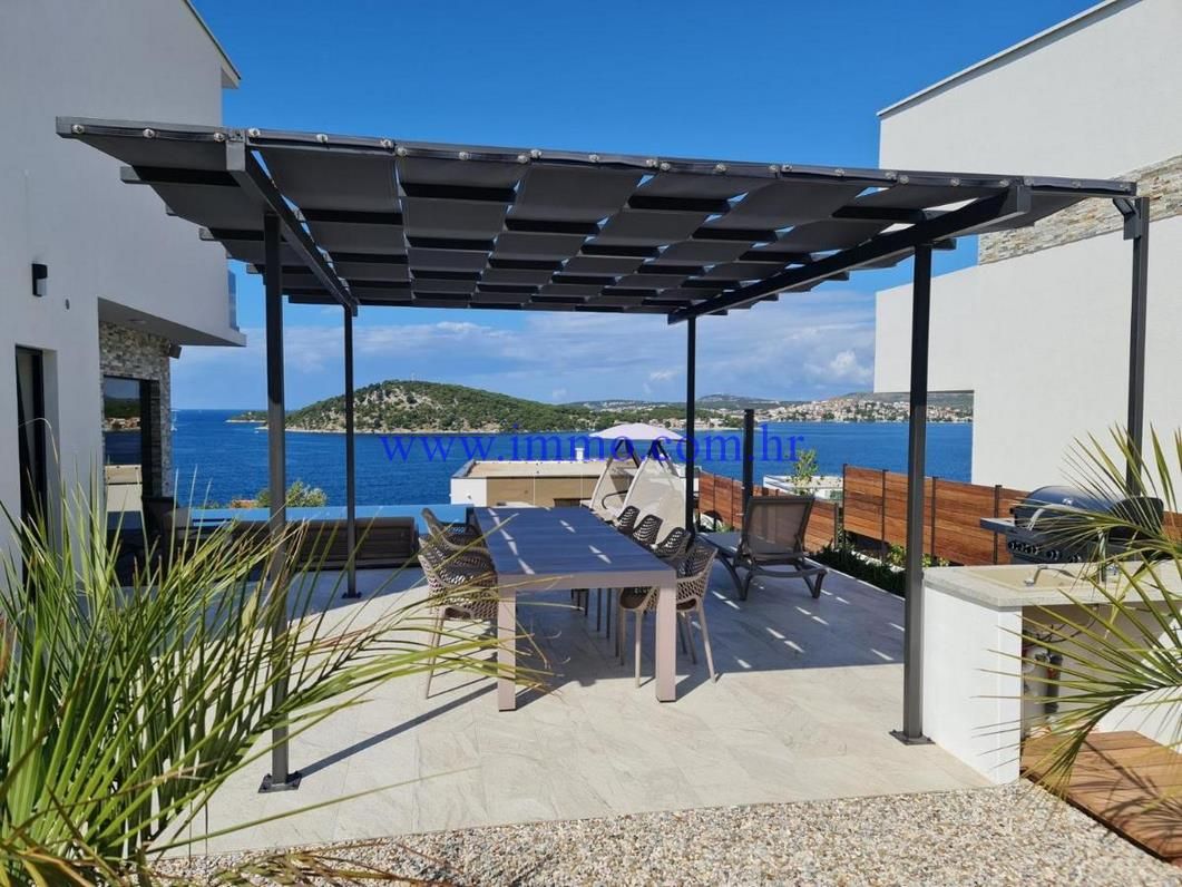 Вилла в Рогознице, Хорватия, 260 м² - фото 15