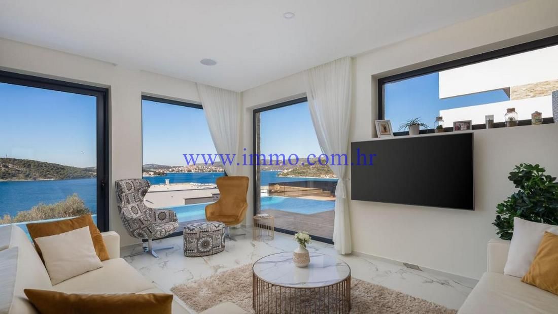 Вилла в Рогознице, Хорватия, 260 м² - фото 4