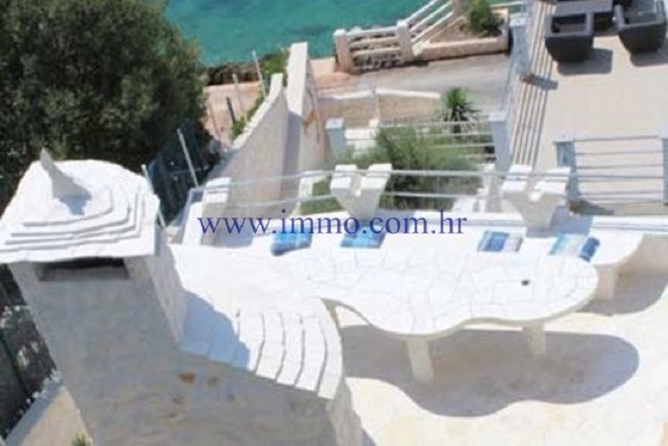 Вилла в Трогире, Хорватия, 450 м² - фото 15