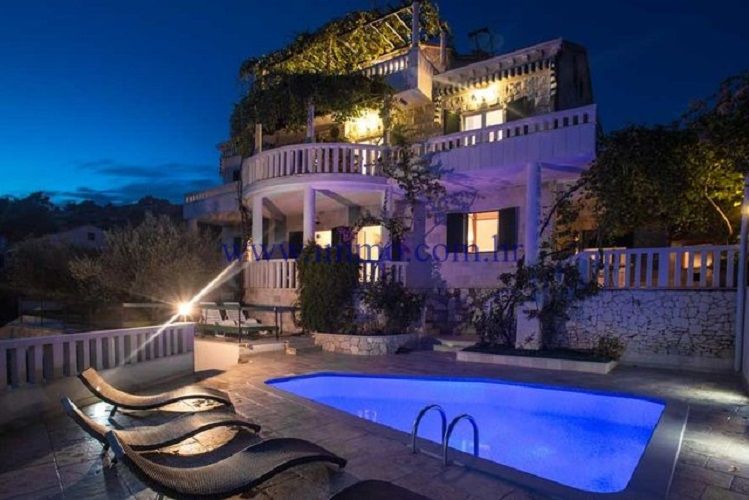 Вилла на острове Брач, Хорватия, 550 м² - фото 18