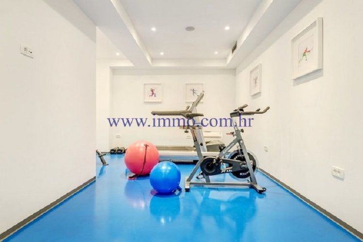 Вилла в Сплите, Хорватия, 350 м² - фото 8