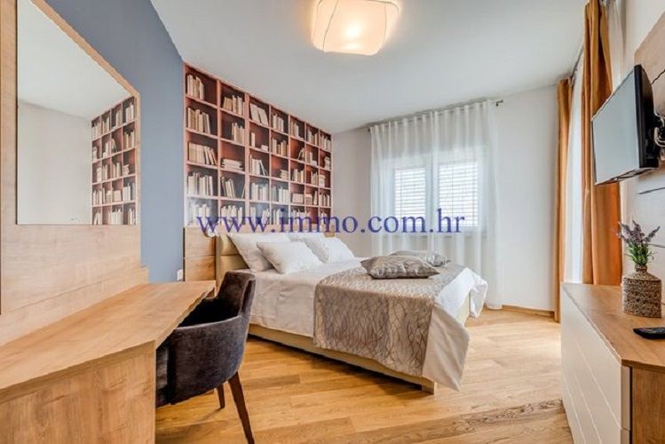 Вилла в Рогознице, Хорватия, 300 м² - фото 10