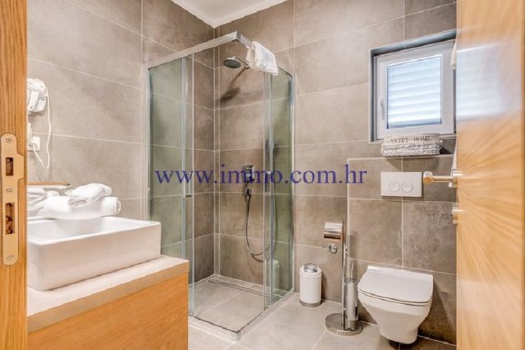 Вилла в Рогознице, Хорватия, 300 м² - фото 13