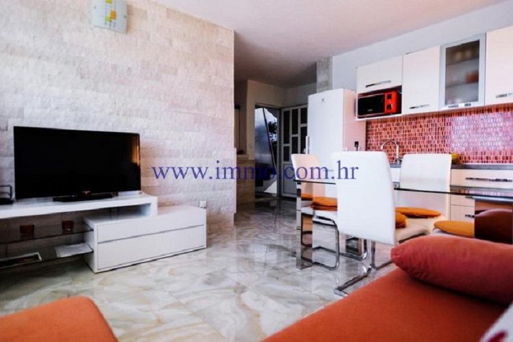 Вилла в Рогознице, Хорватия, 319 м² - фото 8