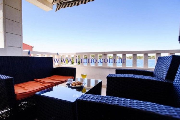 Вилла в Рогознице, Хорватия, 319 м² - фото 9