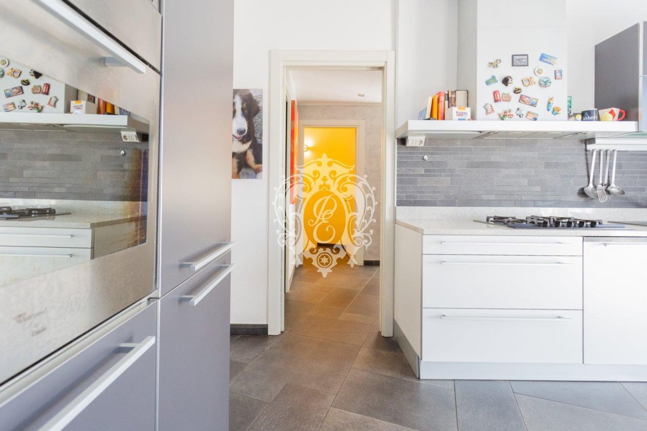 Вилла в Черноббьо, Италия, 230 м² - фото 14