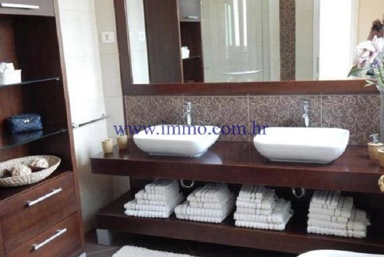 Вилла в Умаге, Хорватия, 470 м² - фото 13