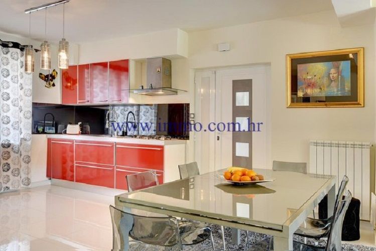 Вилла в Пуле, Хорватия, 260 м² - фото 6